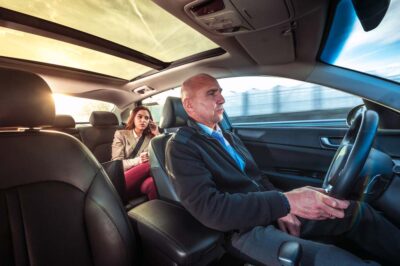 Why You May Want to Consider a Limo service company When Traveling to Westchester